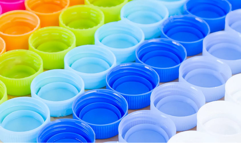 Bouchons de bouteille en plastique